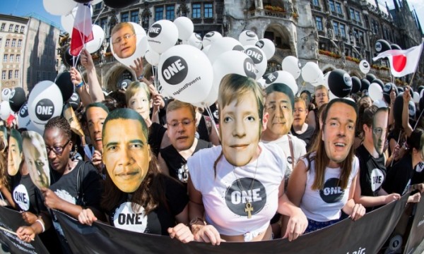 Our brilliant Youth Ambassadors campaigning in Munich this weekend - calling on G7 leaders to be #MoreThanHotAir!